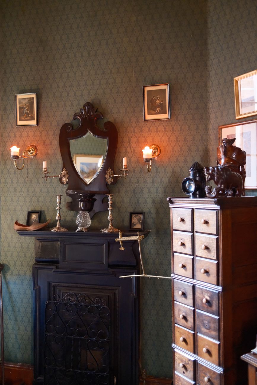 Giltwood Overmantel Mirror — detail